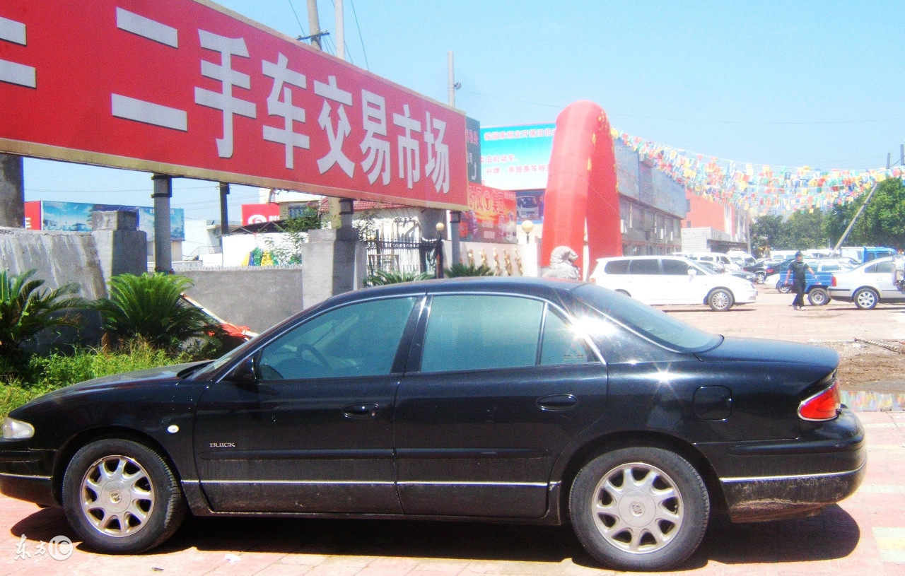 二手车和新车哪个划算10万以内,10万预算suv买新车还是二手车