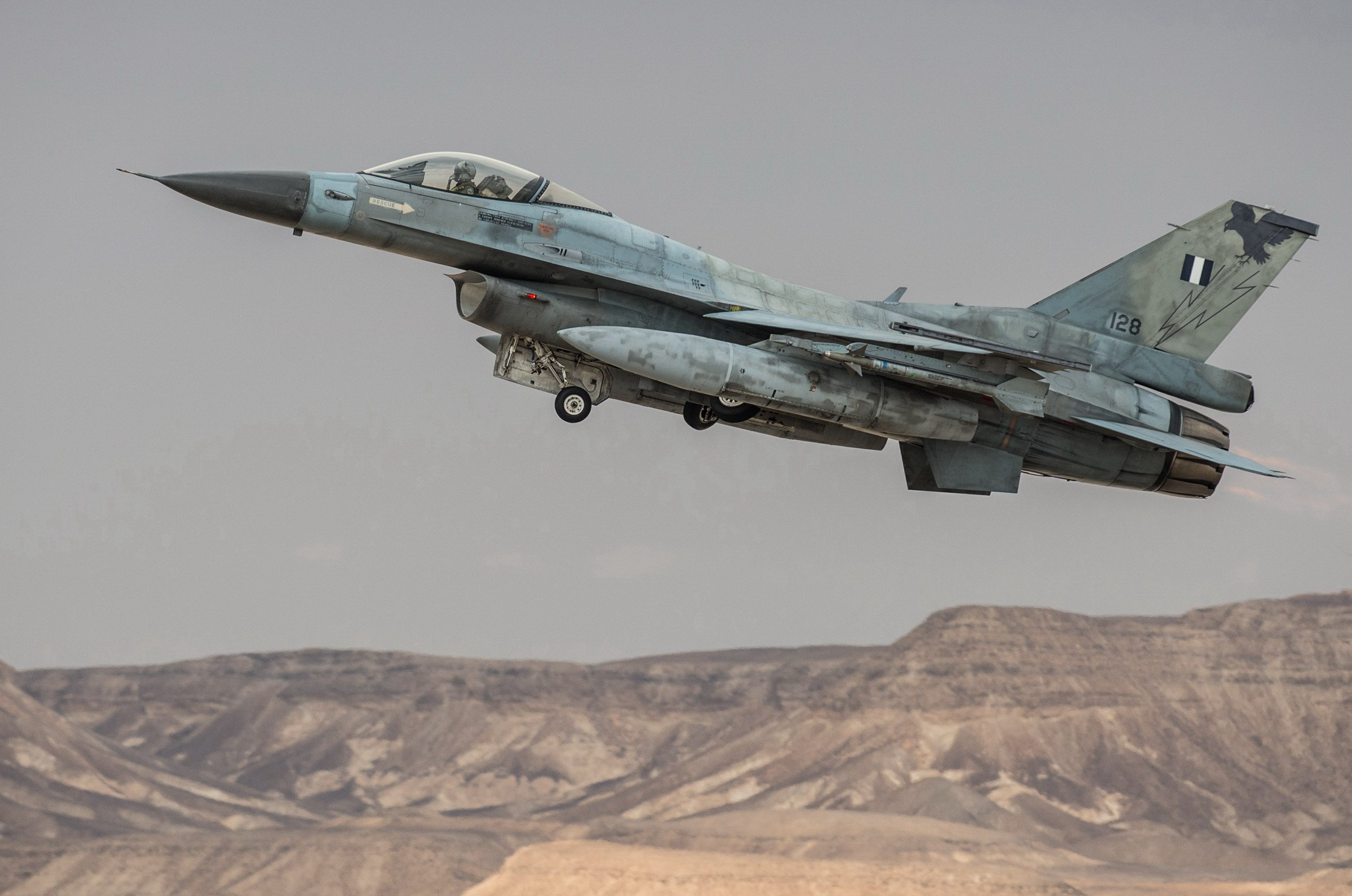 最新爆料！除美国之外，这个军事强国也疑似暗中相助恐怖策划