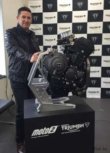 凯旋765摩托车测评,凯旋最新三缸摩托车