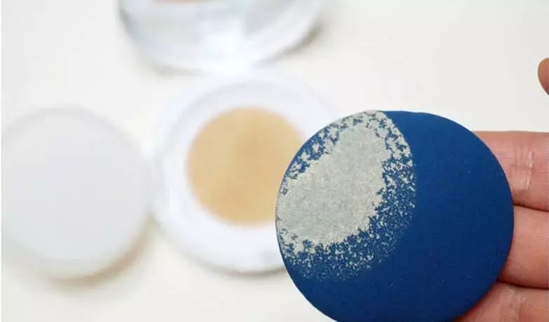 涂了气垫用手摸就脱妆了怎么办,气垫怎么用才不会脱妆