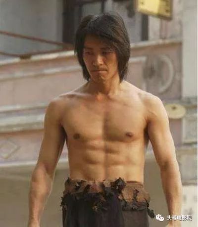 从星仔到星爷小人物的辛酸,从星仔到星爷蜕变