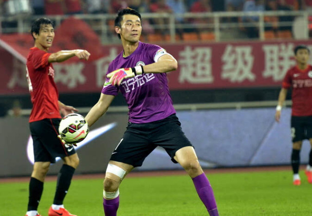 它8年卖出一套国足首发，好球员加一起能冲世界杯，但却无缘中超