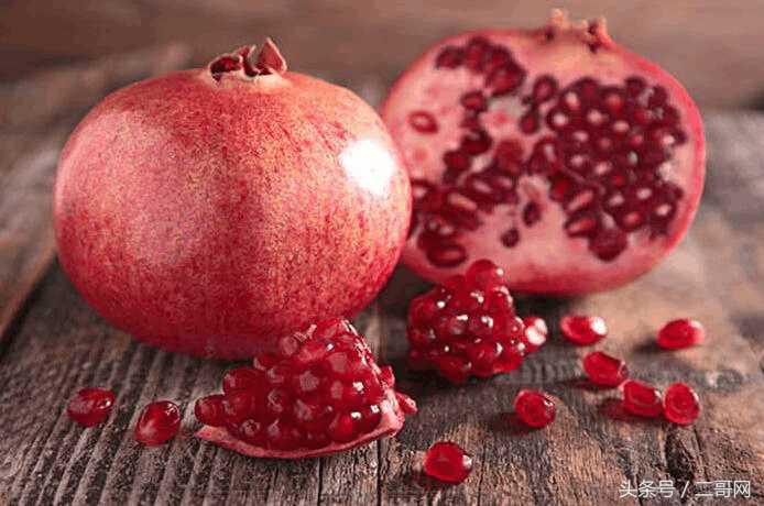 如何挑选好石榴小妙招,购买石榴挑选什么样的好吃