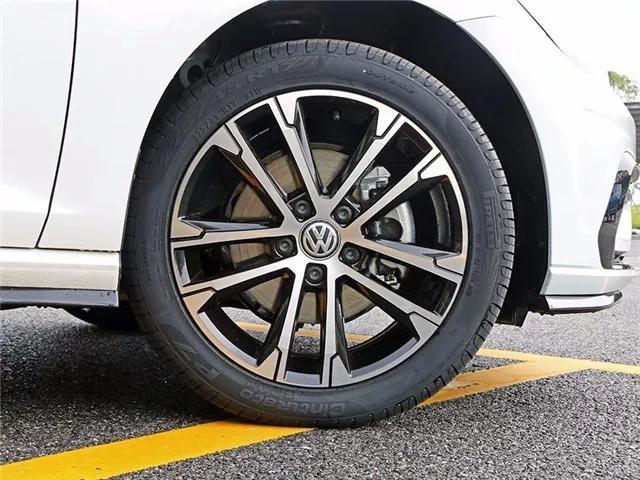 在陪你疯狂陪你老的日子里，怎么可以没有一台高尔夫？