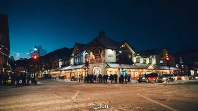 荒野猎人小李子救印第安女人,荒野猎人小李子遇到暴风雪