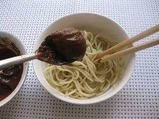 如何让菜品看起来油亮,教你1招口感脆嫩又入味