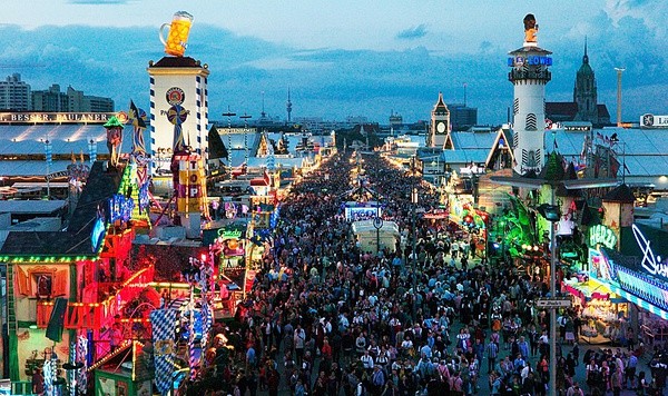 慕尼黑完整版在哪能看,慕尼黑完整版电影