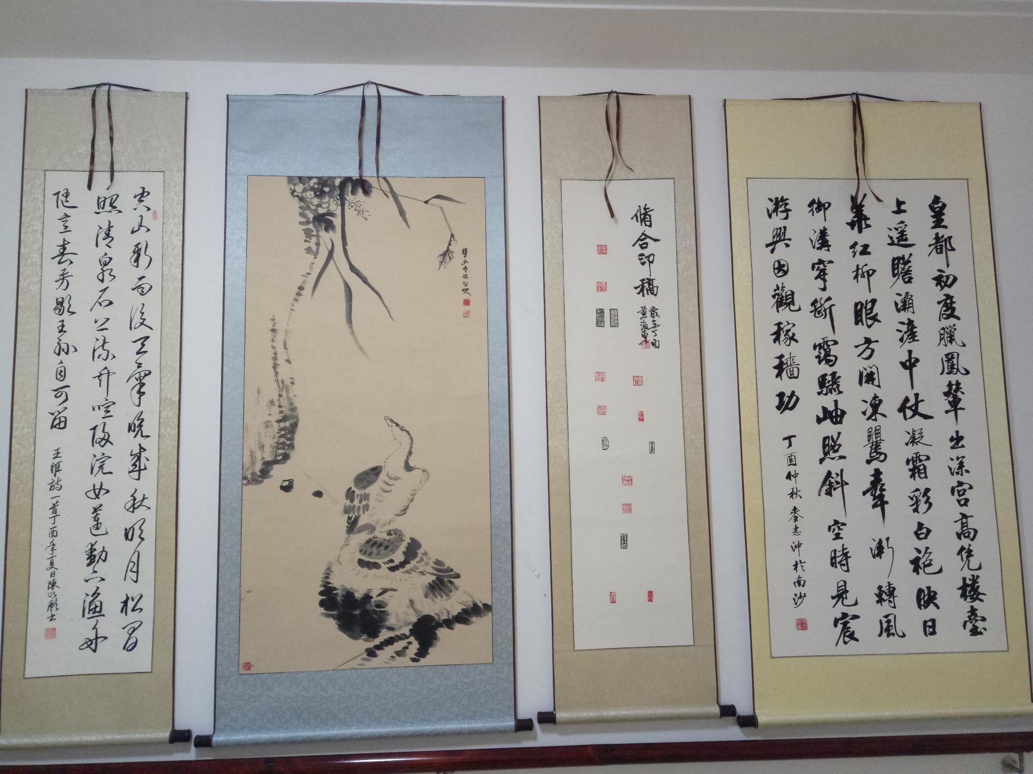 番禺｜笔墨寄情思，书画展赤心！听说桥南书画爱好者都来了这里