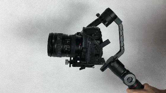 云鹤2微单稳定器教程,智云鹤2三轴稳定器评测