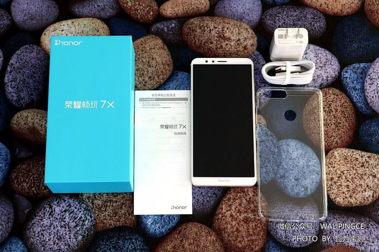 光荣play5和光荣畅玩7x哪个好,光荣畅玩7x新机测评