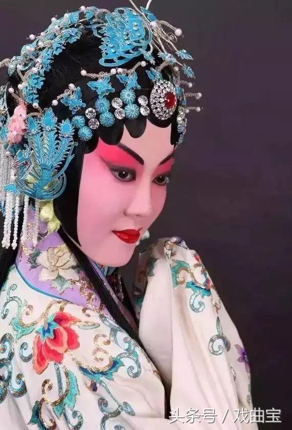 点翠和戏曲的关系,何为戏曲点翠