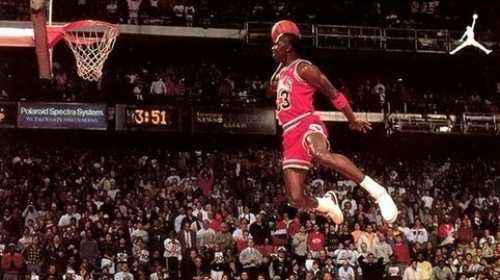 飞人乔丹是哪一年出名的,乔丹飞人扣篮视频