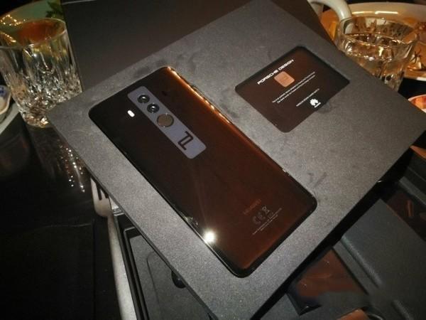 卖过189万一部的VERTU手机倒了，现在这些手机是土豪专属