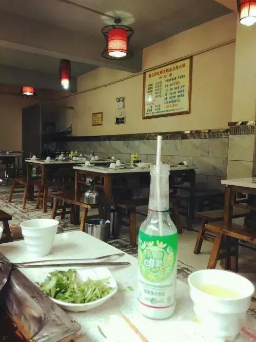 2个人30元就吃撑！这条街光看名字就能流口水！