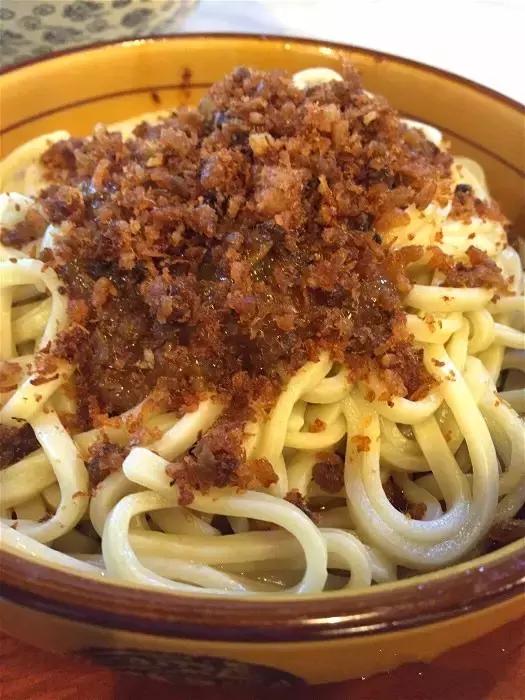 2个人30元就吃撑！这条街光看名字就能流口水！