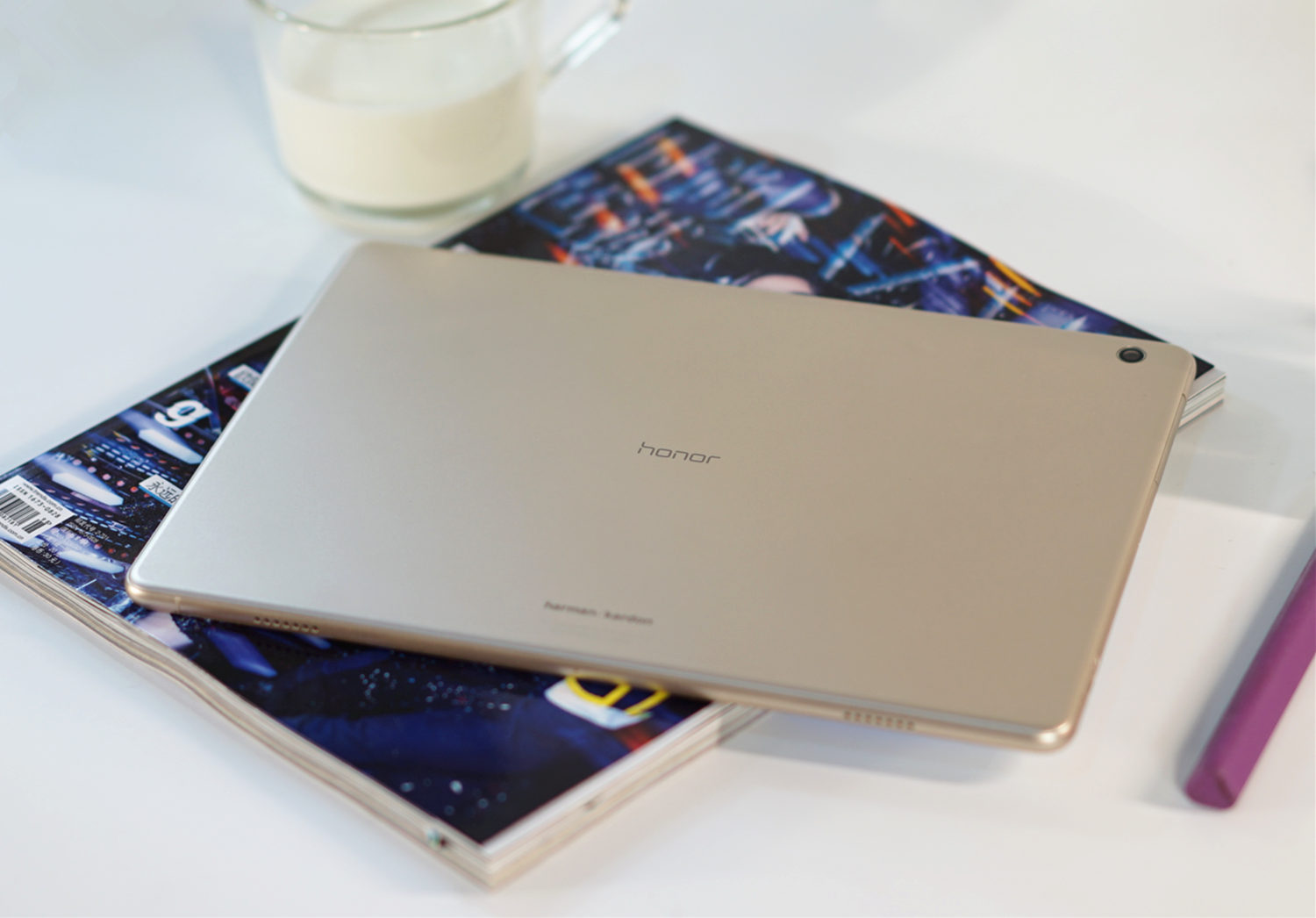 光荣waterplay平板防水测试,光荣waterplay8寸平板玩游戏