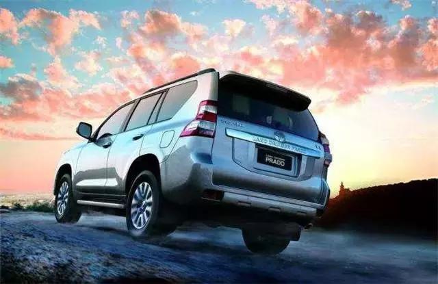 麦当劳改名金拱门，从此以后是路人，这些车企的老名字你认识吗？