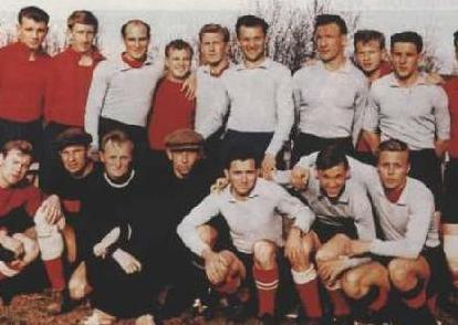 世界杯马拉多纳足球经典,上帝之手马拉多纳算黑哨么