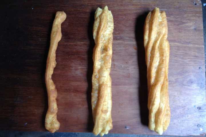 真正的油条做法,油条的炒菜方法