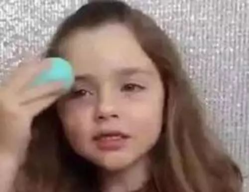 手残还怪化妆品不好？还不如人家5岁萝莉