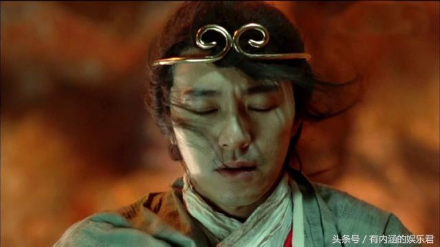 周星驰7部神作帮赚3亿片酬只得70万还被骂作狗，见利忘义