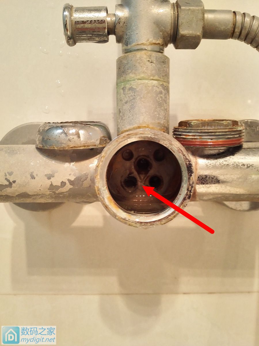 淋浴阀芯漏水怎么修视频,淋浴花洒阀芯漏水如何维修