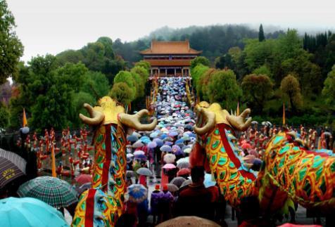 万圣节那些怪异的妆容,万圣节奇葩扮相