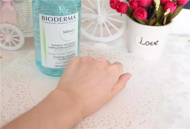 卸妆水推荐敏感肌肤温和不刺激,卸妆水敏感肌专用温和不刺激芦荟