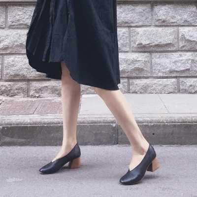 女生需要哪些基础款鞋子,女生需要哪些基础款衣服