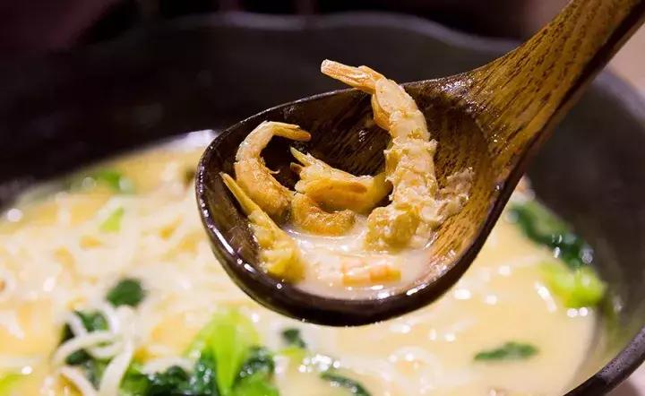 上海必吃榜第一名黄鱼面,上海50一碗的黄鱼面