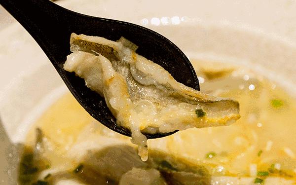 上海必吃榜第一名黄鱼面,上海50一碗的黄鱼面