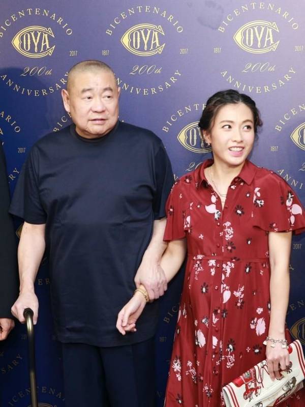 香港女首富甘比包包,香港女包包