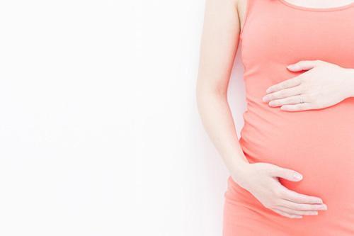 孕11周有点出血是怎么回事,孕早期流血保胎成功率