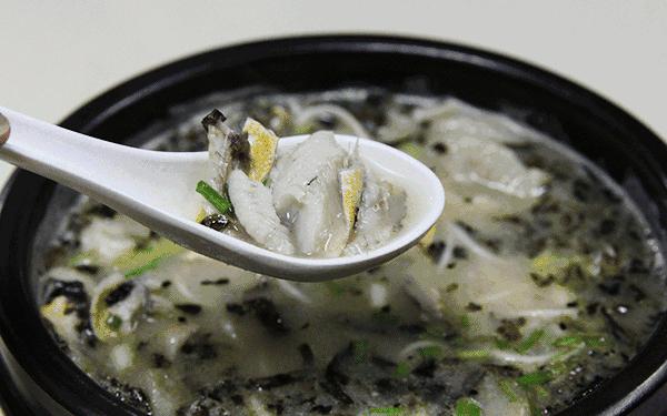 上海必吃榜第一名黄鱼面,上海50一碗的黄鱼面