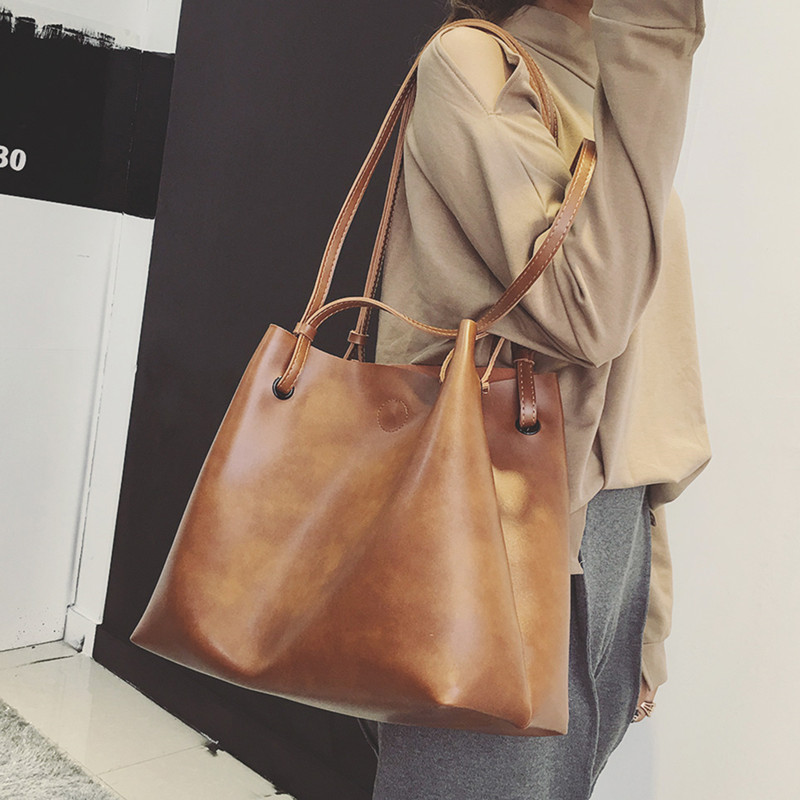 韩国斗篷中长版呢子搭配,韩版毛呢外套牛角扣长款搭配