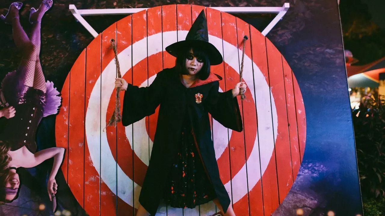 要说万圣节哪家强？这里可是连许巍都被吸引来一起“鬼”混了！