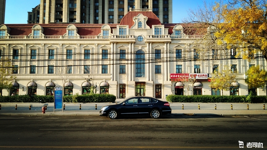 曾经人人羡慕如今只能羡慕别人,曾经让人羡慕的豪车现在值多少钱