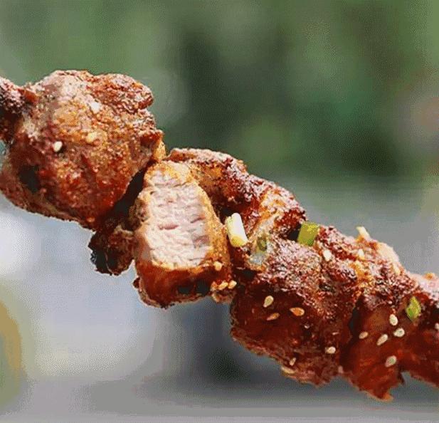 特点烤全羊味道好吃极了,常州烤全羊最好吃