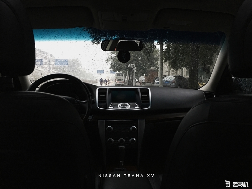 曾经人人羡慕如今只能羡慕别人,曾经让人羡慕的豪车现在值多少钱