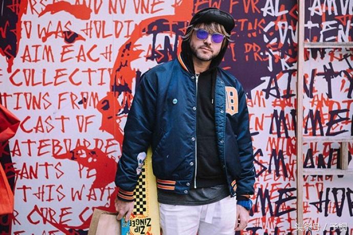 怎么搭配潮流帽子,时尚潮流的帽子搭配