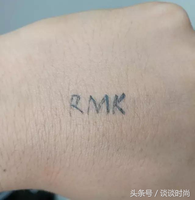 秋冬粉底测评：6款网红粉底，上妆清爽，无油腻感的居然是它……