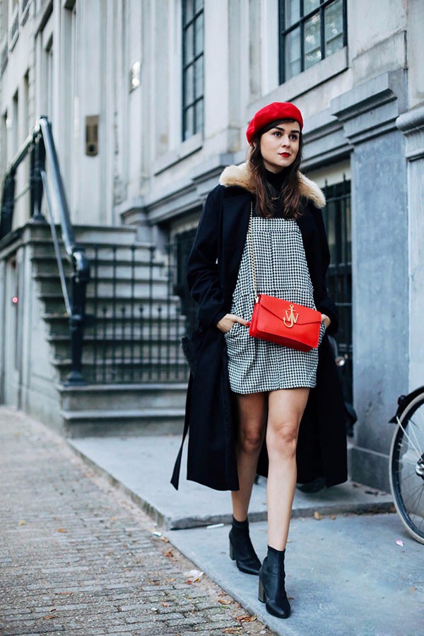 贝雷帽怎么戴好看且不容易掉,冬季贝雷帽的四种戴法