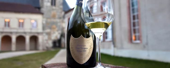 20个香槟大牌，看完就知道该买什么香槟了，附各酒庄顶级作品推荐