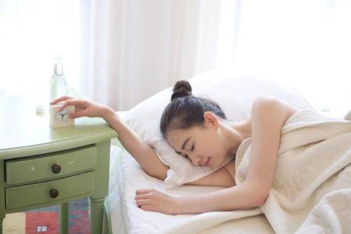 适合早上起床的闹钟铃声歌曲推荐,什么音乐适合当闹钟铃声