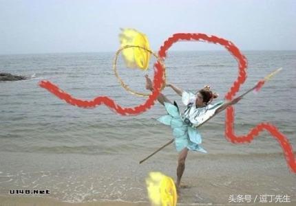 悟空和唐僧一起上某卫视非诚勿扰，悟空上台，24盏灯全灭