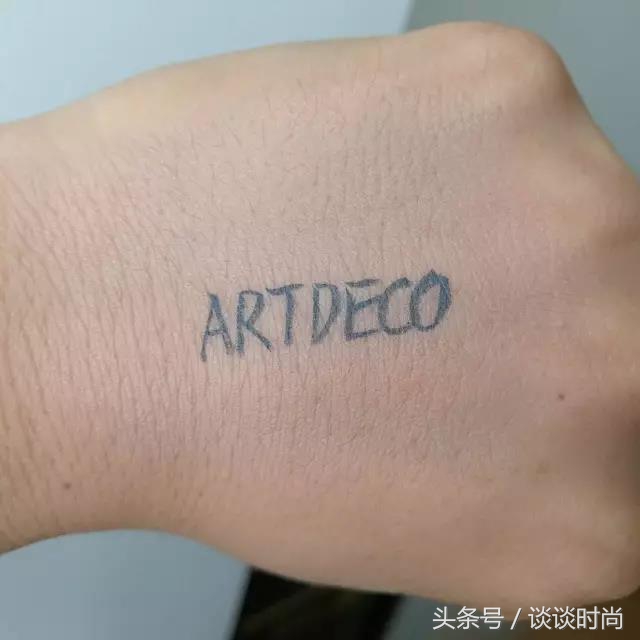 秋冬粉底测评：6款网红粉底，上妆清爽，无油腻感的居然是它……