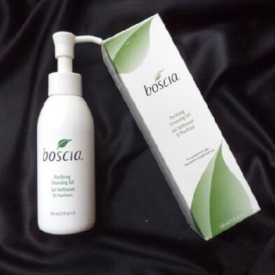 美白洁面乳好还是氨基酸洗面奶好,氨基酸洗面奶和洁面乳有什么区别