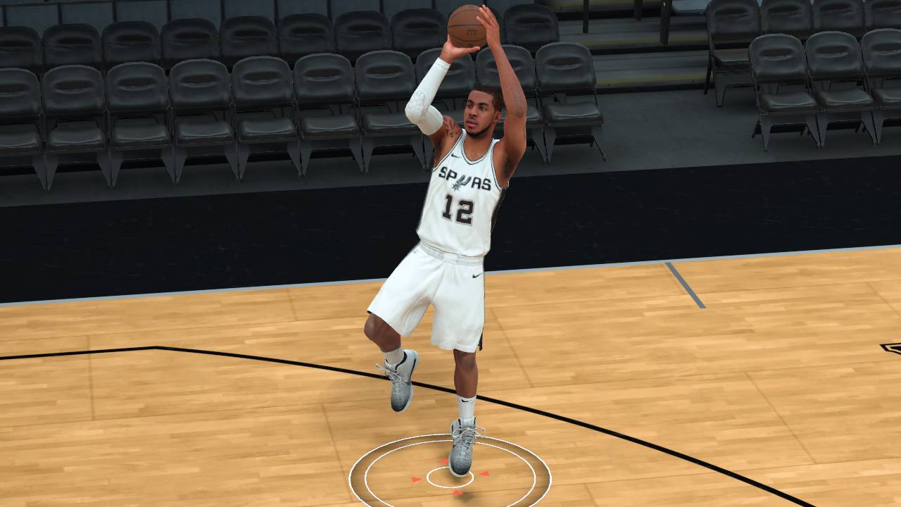 2k18阿尔德里奇评分,拉马库斯阿尔德里奇在马刺穿几号