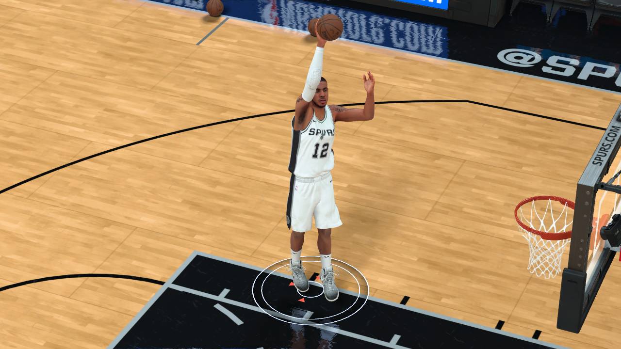 2k18阿尔德里奇评分,拉马库斯阿尔德里奇在马刺穿几号