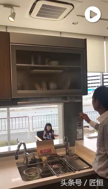 厨房调料瓶如何收纳方便又整洁,你还在为做菜烦恼吗